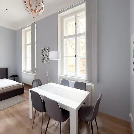 Apartment Bonnie & Clyde Xxl Prag
